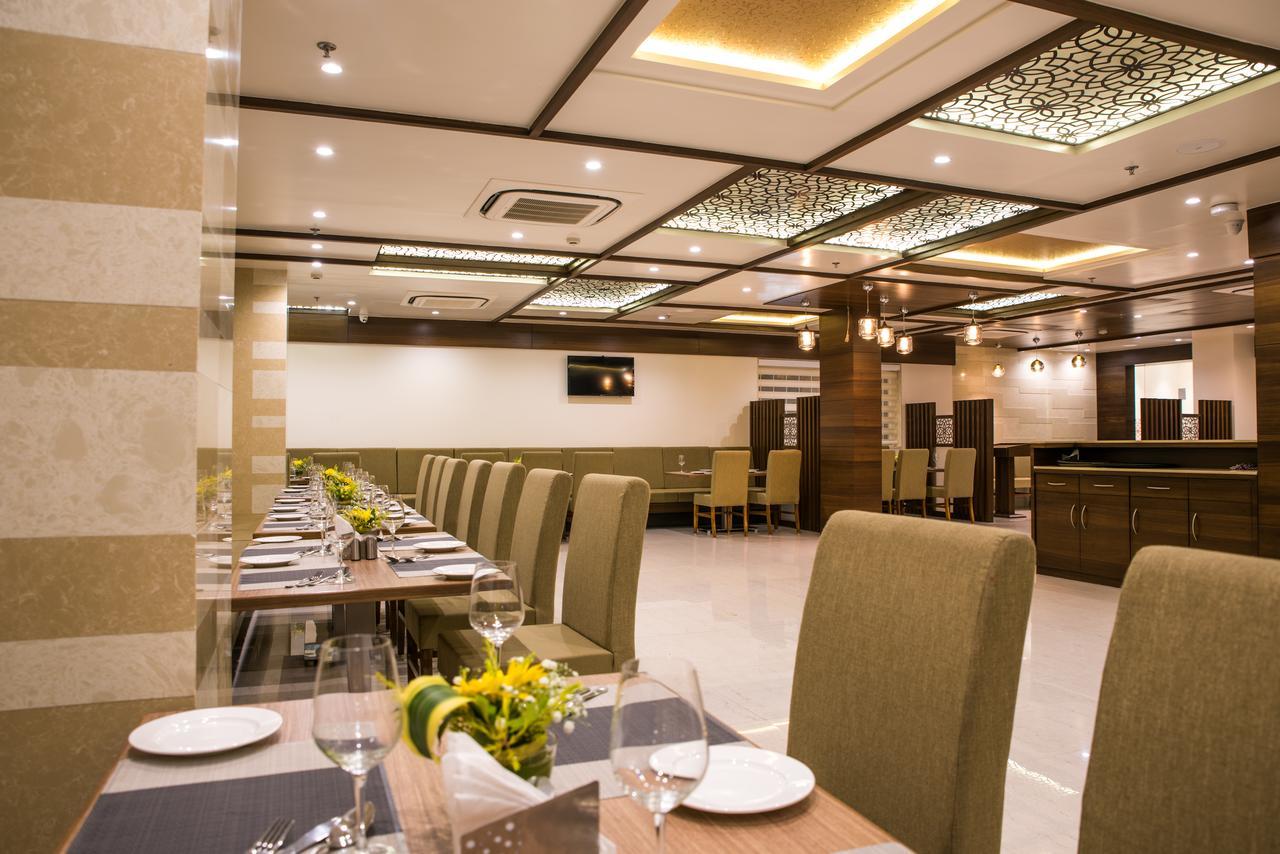 Hotel Grand Rio Nashik Exterior photo