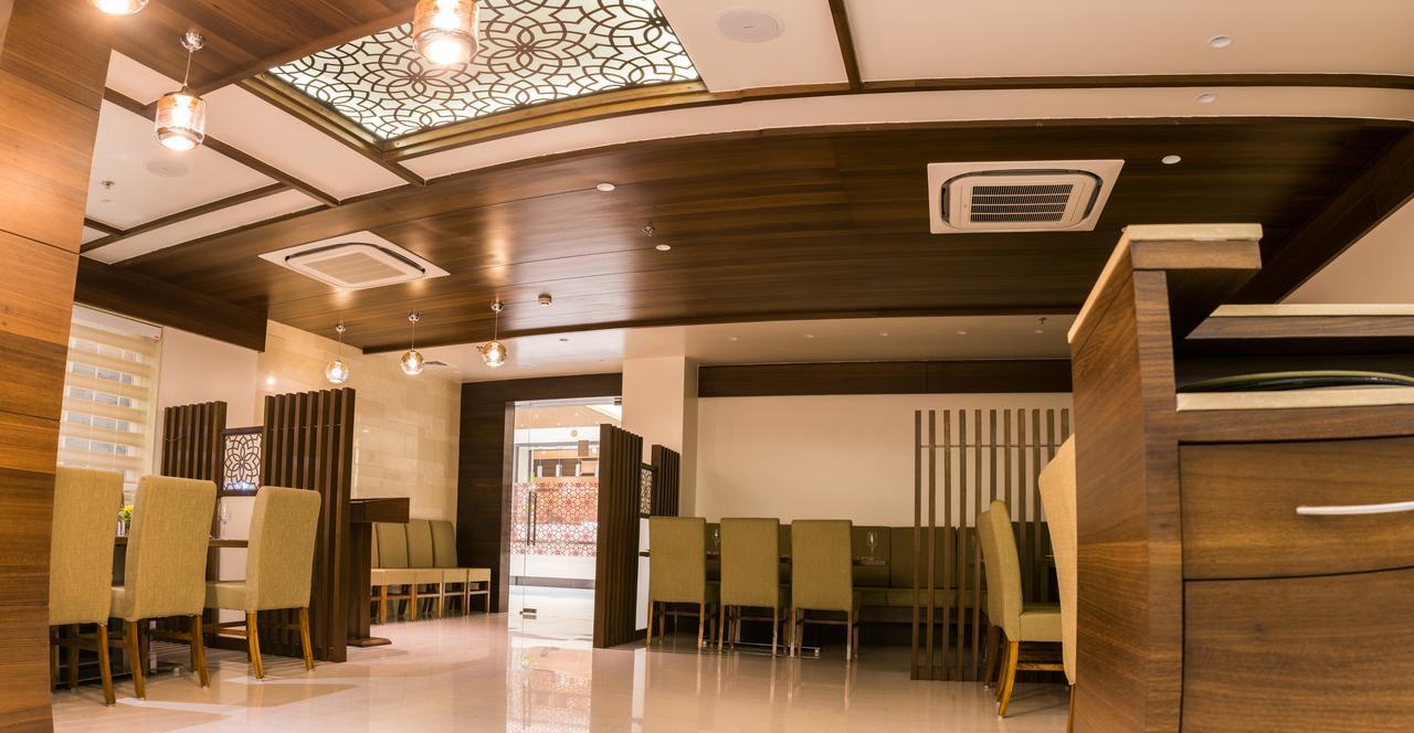 Hotel Grand Rio Nashik Exterior photo